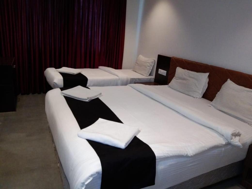 The Southgate Business Hotel Thiruvananthapuram Eksteriør billede